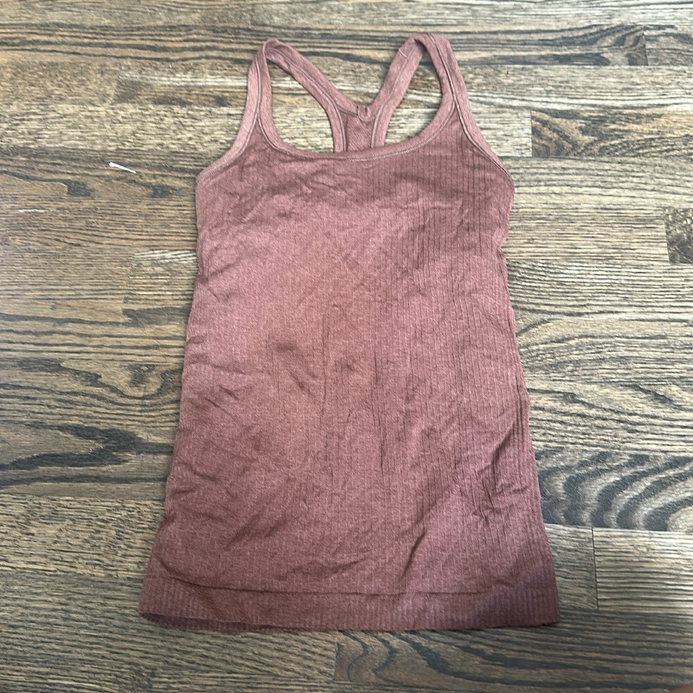 Lululemon eb to street tank